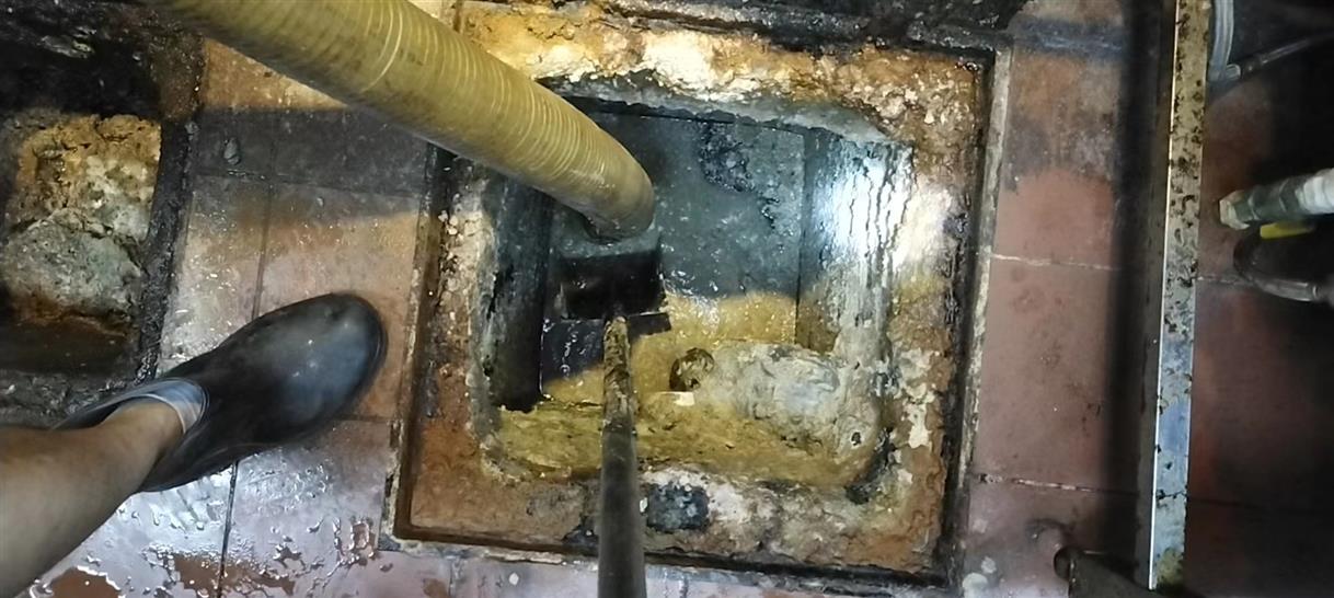 西双版纳化油池清理-污水池清掏