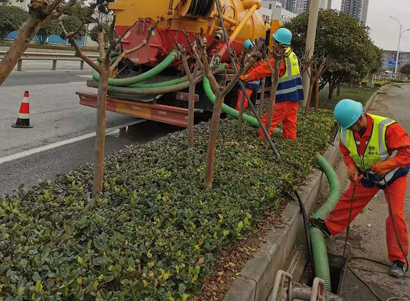 西双版纳市政管道清淤